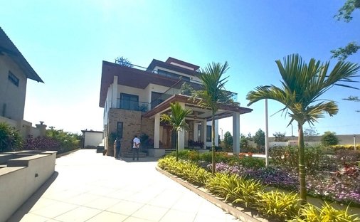 Luxury Villa
